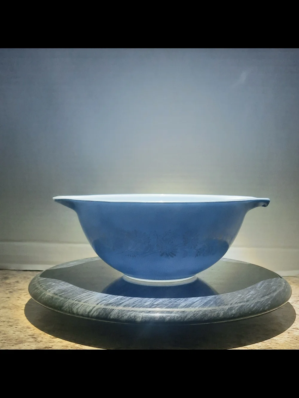 Pyrex vintage colonial
